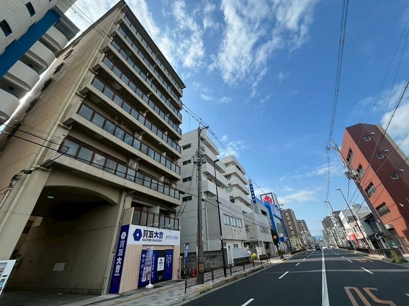 メゾンサプリームの物件外観写真