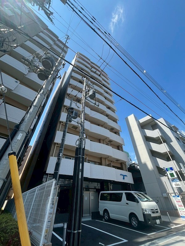 セレニテ新大阪エクラの物件外観写真