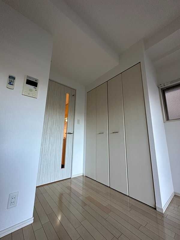 エストーネ江坂の物件内観写真