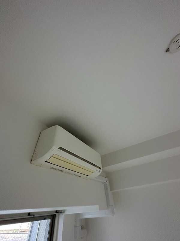 エストーネ江坂の物件内観写真