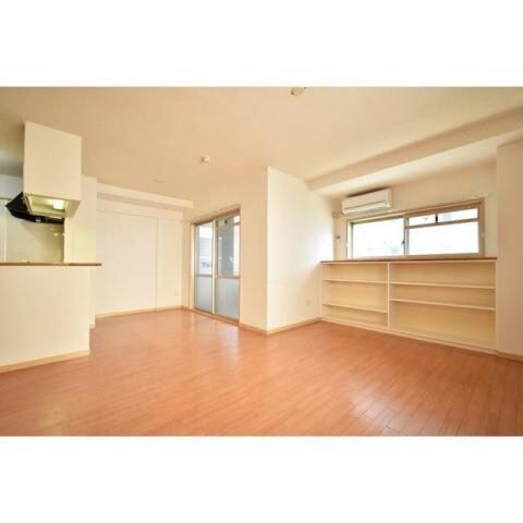 CASSIA江坂の物件内観写真