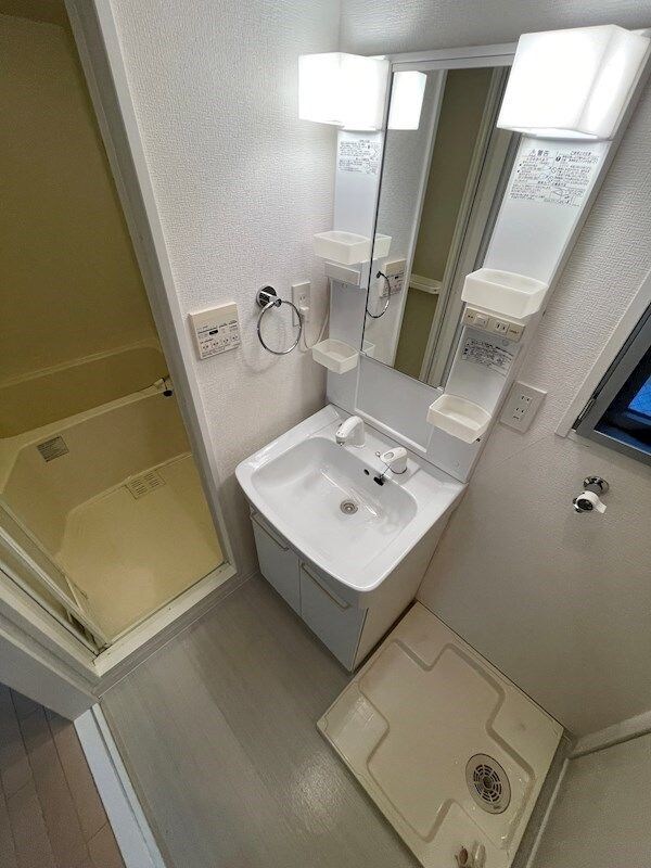 オリエンタル江坂の物件内観写真