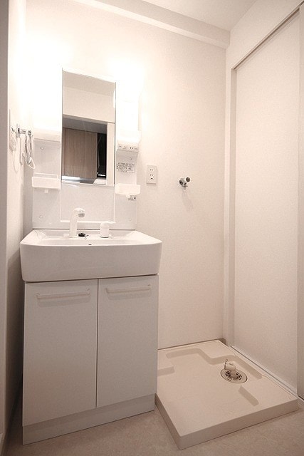 オリエンタル江坂の物件内観写真