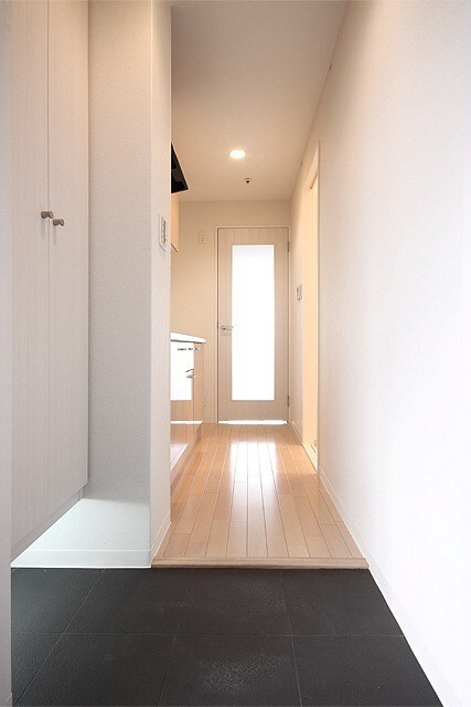 オリエンタル江坂の物件内観写真