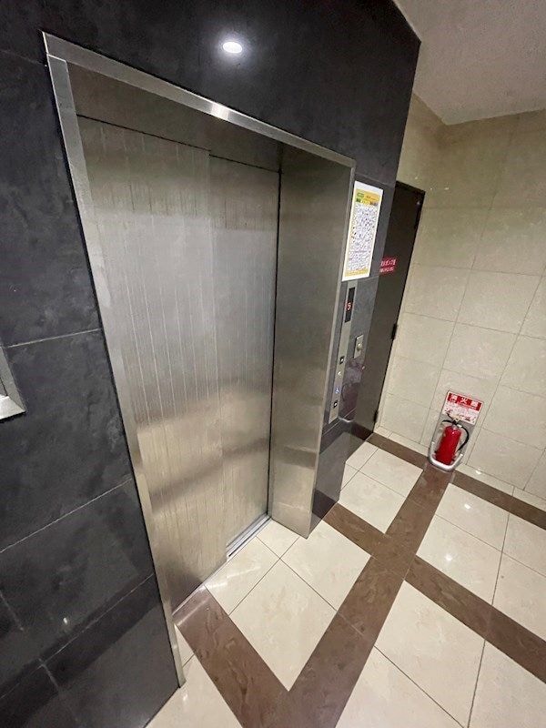 オリエンタル江坂の物件内観写真