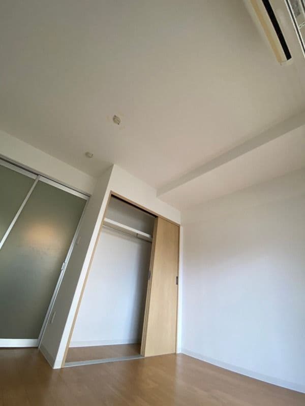 アールエスフラッツの物件内観写真