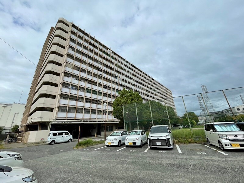 ビレッジハウス南清水タワー1号棟の物件外観写真