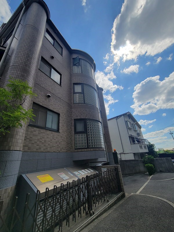 グレイス泉丘の物件外観写真