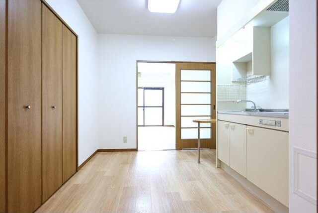 フローラ・ムラタ・ハイツの物件内観写真