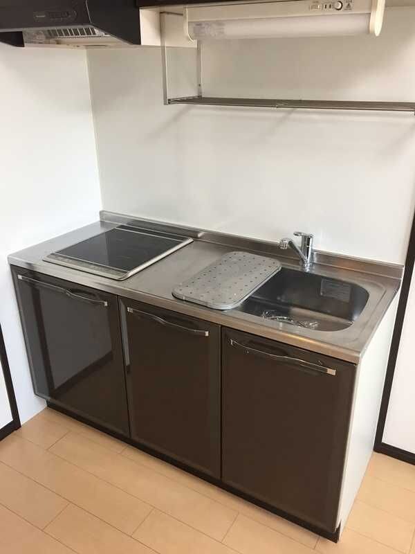 スリーハーブズ服部寿町の物件内観写真