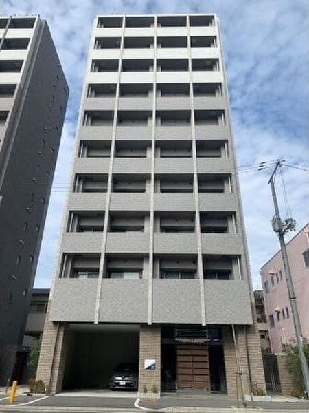 ファーストフィオーレ江坂ウエストの物件外観写真