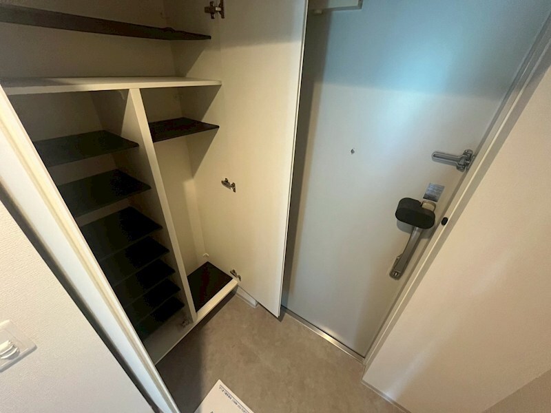 ライブガーデン江坂IXの物件内観写真