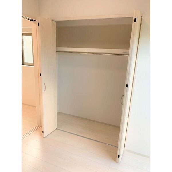 ライブガーデン江坂IXの物件内観写真