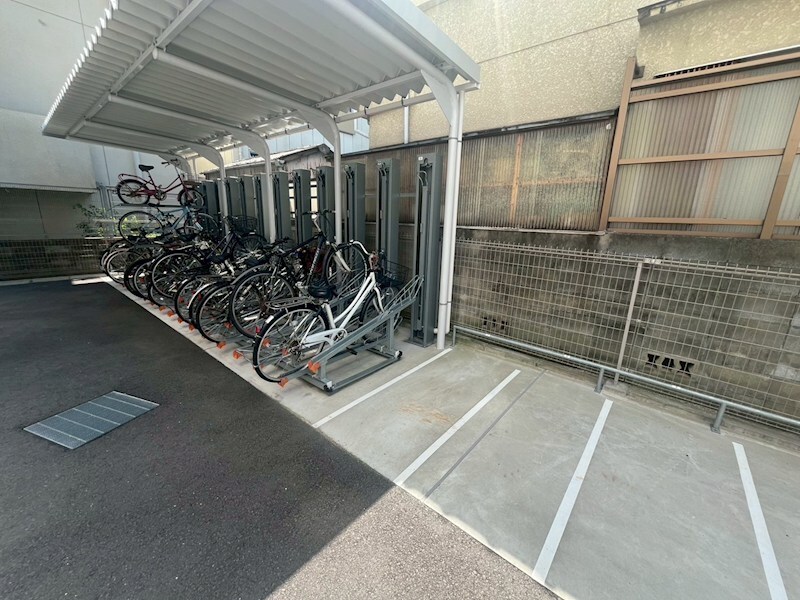 ライブガーデン江坂IXの物件内観写真