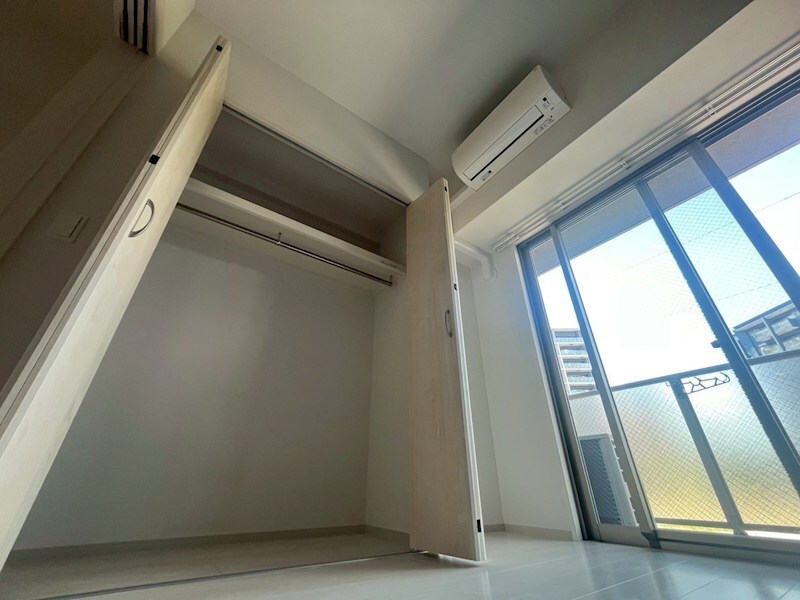 ライブガーデン江坂IXの物件内観写真