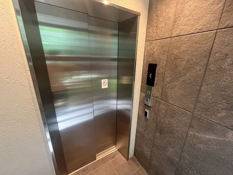 ライブガーデン江坂IXの物件内観写真