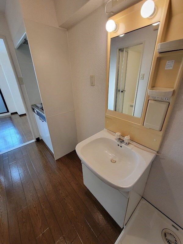 フローラルハイツ服部の物件内観写真