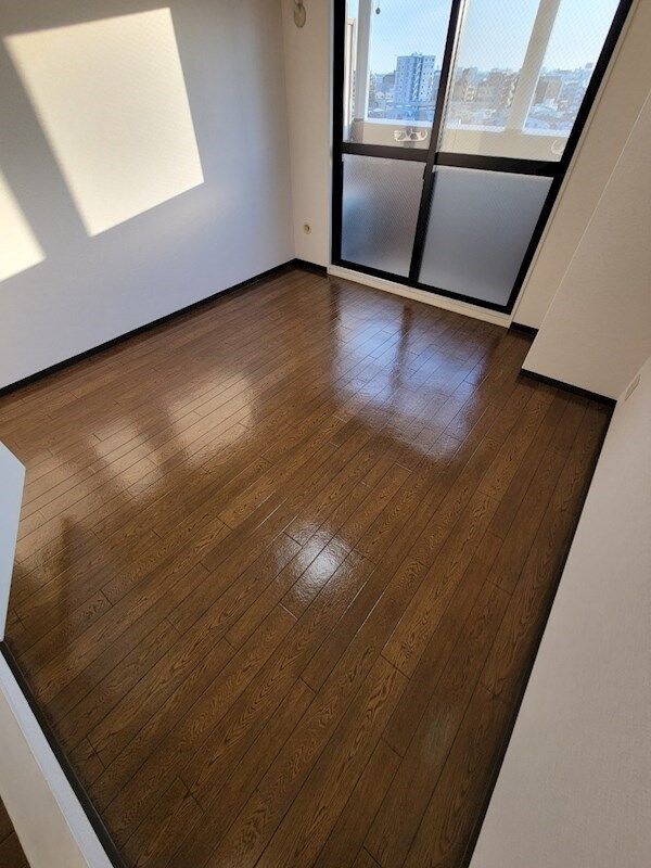 フローラルハイツ服部の物件内観写真