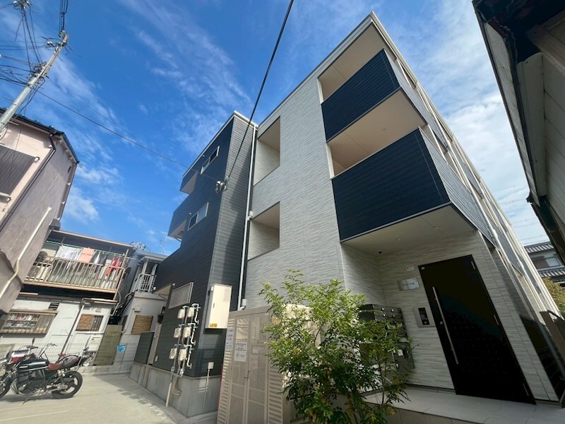 アルカディア江坂の物件外観写真