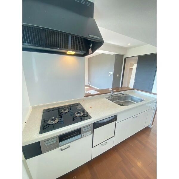 PHOENIX緑地公園の物件内観写真