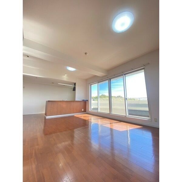 PHOENIX緑地公園の物件内観写真