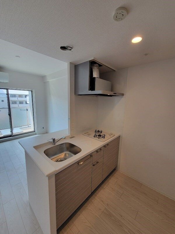 エスリード江坂アンムートの物件内観写真