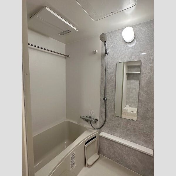 エスリード江坂アンムートの物件内観写真