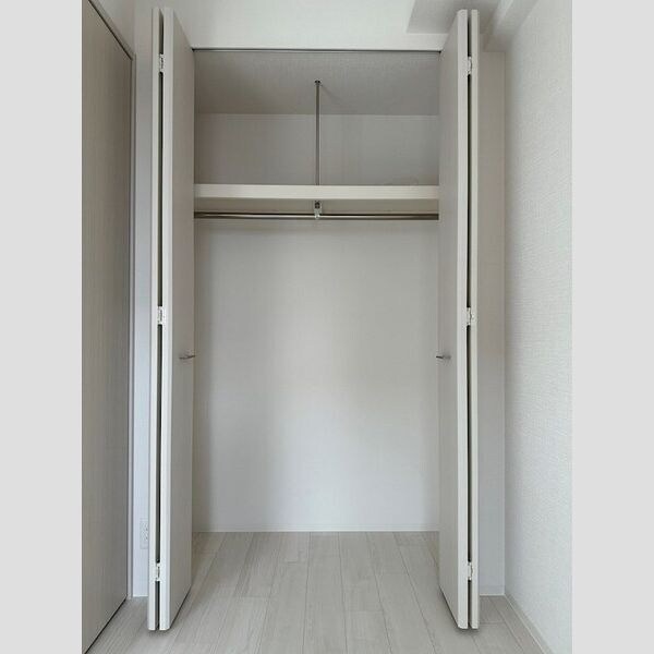 エスリード江坂アンムートの物件内観写真