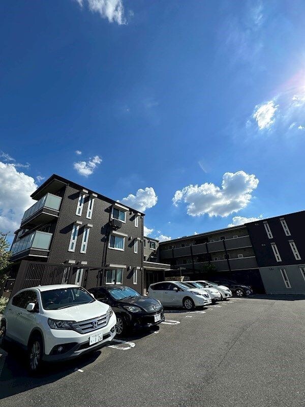 サンスクエア千里万博　Ｂ棟の物件外観写真