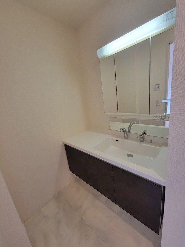 サンスクエア千里万博　Ｂ棟の物件内観写真