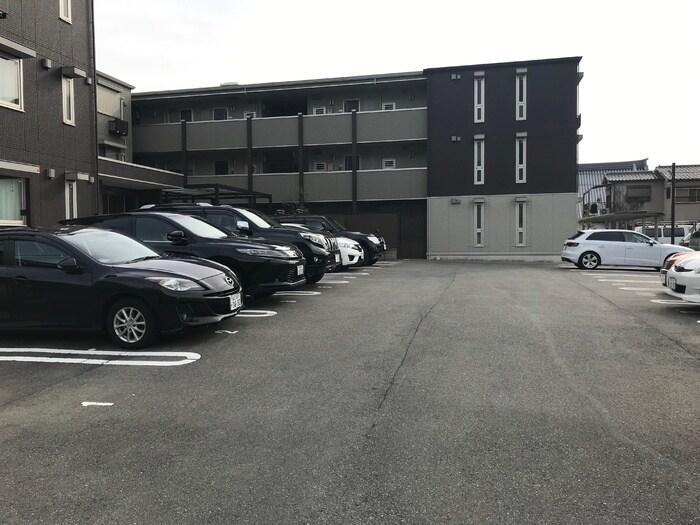 サンスクエア千里万博　Ｂ棟の物件内観写真