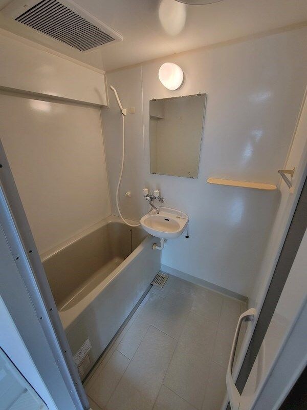 リアライズ緑地北の物件内観写真