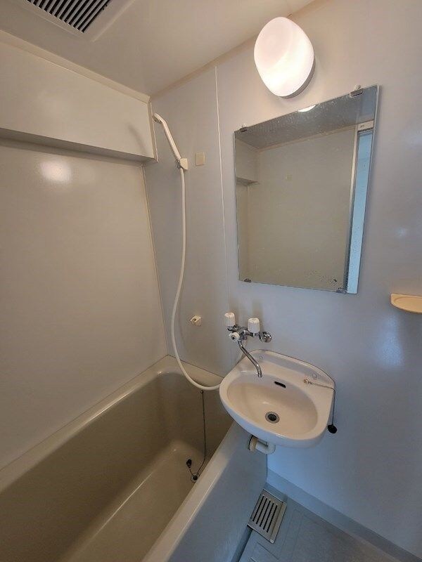 リアライズ緑地北の物件内観写真