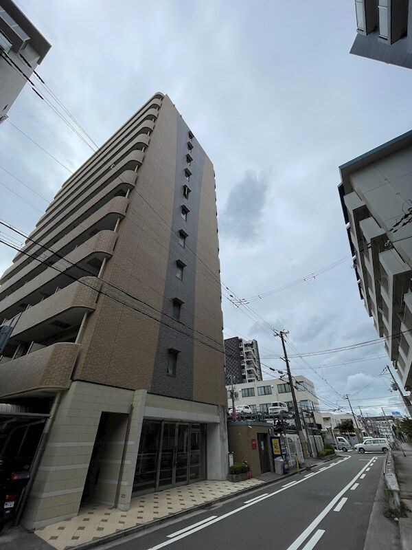 WGB江坂の物件外観写真