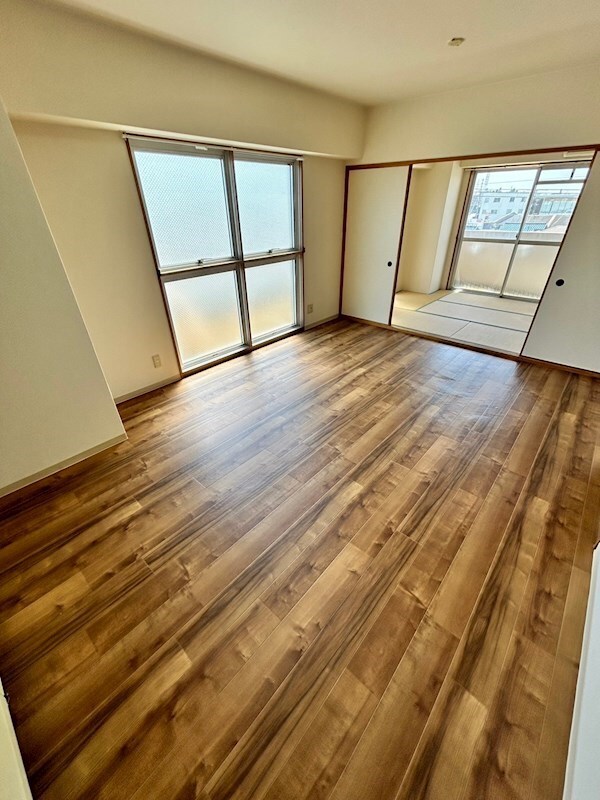 Y’sコート蘭びっくの物件内観写真