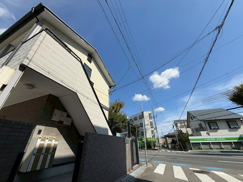 カーサポンテアルトの物件外観写真