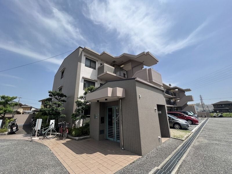 サンパティーク昆陽の物件外観写真