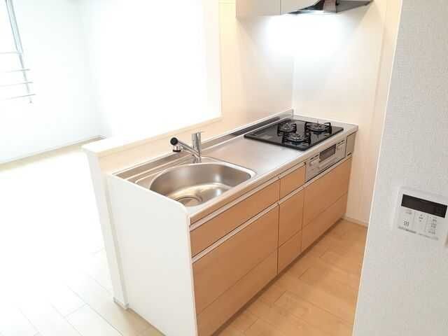 サニーレジデンス西三国Ｋの物件内観写真