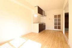 センチュリー三島の物件内観写真