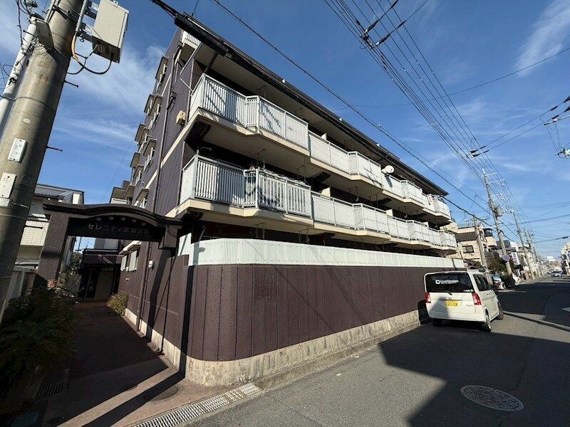 セレニティ武庫之荘の物件外観写真