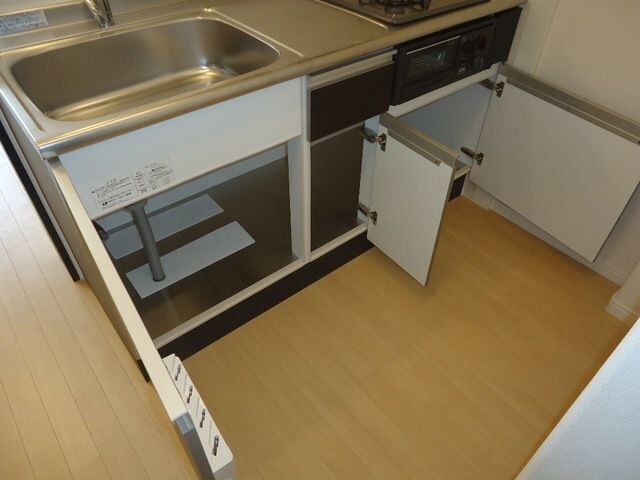 ラ・ジュネス　Ｓｅｎｒｉの物件内観写真