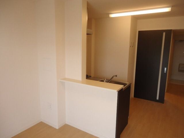 ラ・ジュネス　Ｓｅｎｒｉの物件内観写真