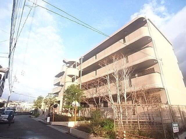 エスポワール野間３の物件外観写真