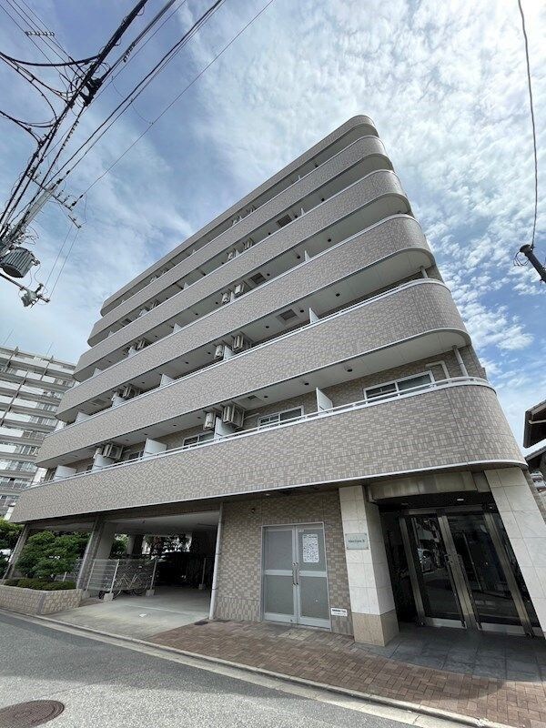 アーデン江坂IIIの物件外観写真