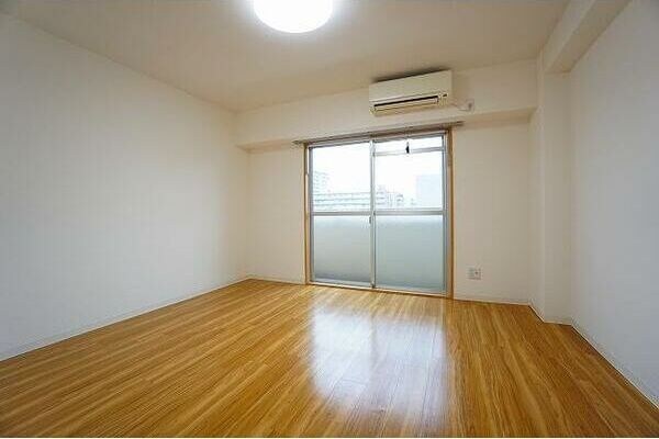 アーデン江坂IIIの物件内観写真