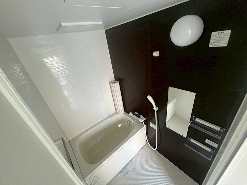 ラークスパ岡町の物件内観写真