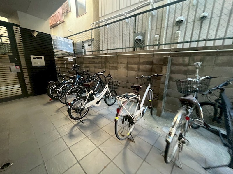 ラークスパ岡町の物件内観写真