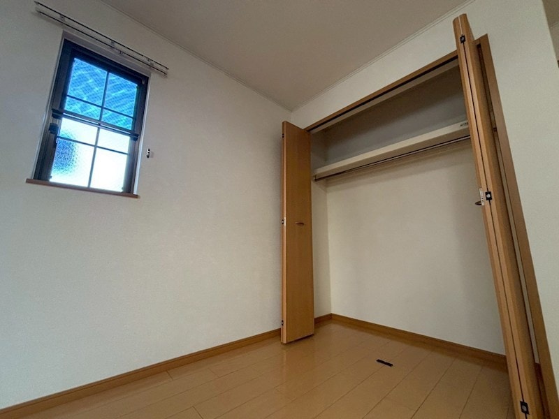 エレガンテアルバの物件内観写真