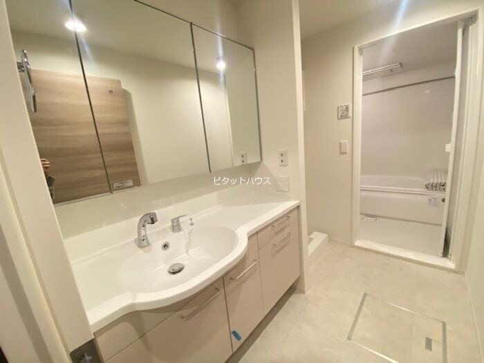 アングレームの物件内観写真