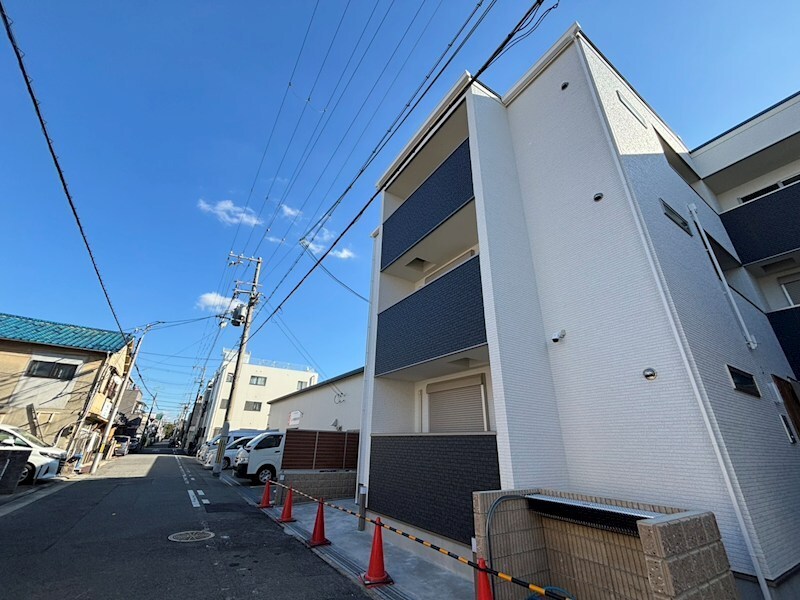 クリエオーレ崇徳院の物件外観写真